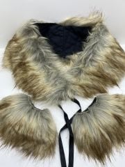 YAKA KÜRKÜ KIRÇILLI BEJ