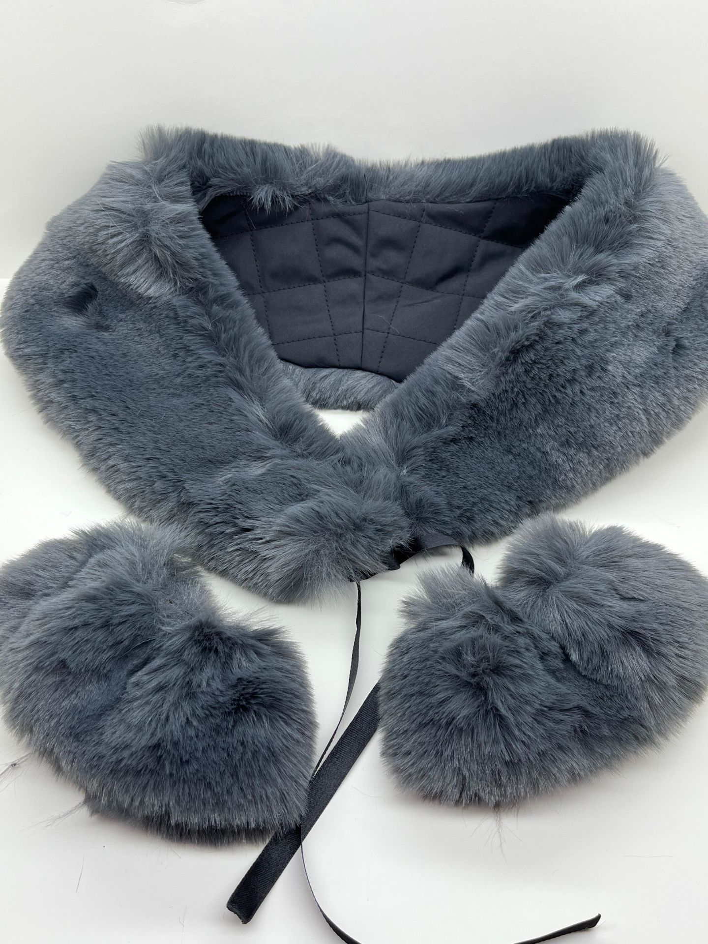 YAKA KÜRKÜ KOYU GRİ