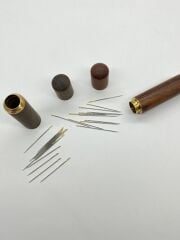 AHŞAP KUTULU DİKİŞ İĞNELERİ