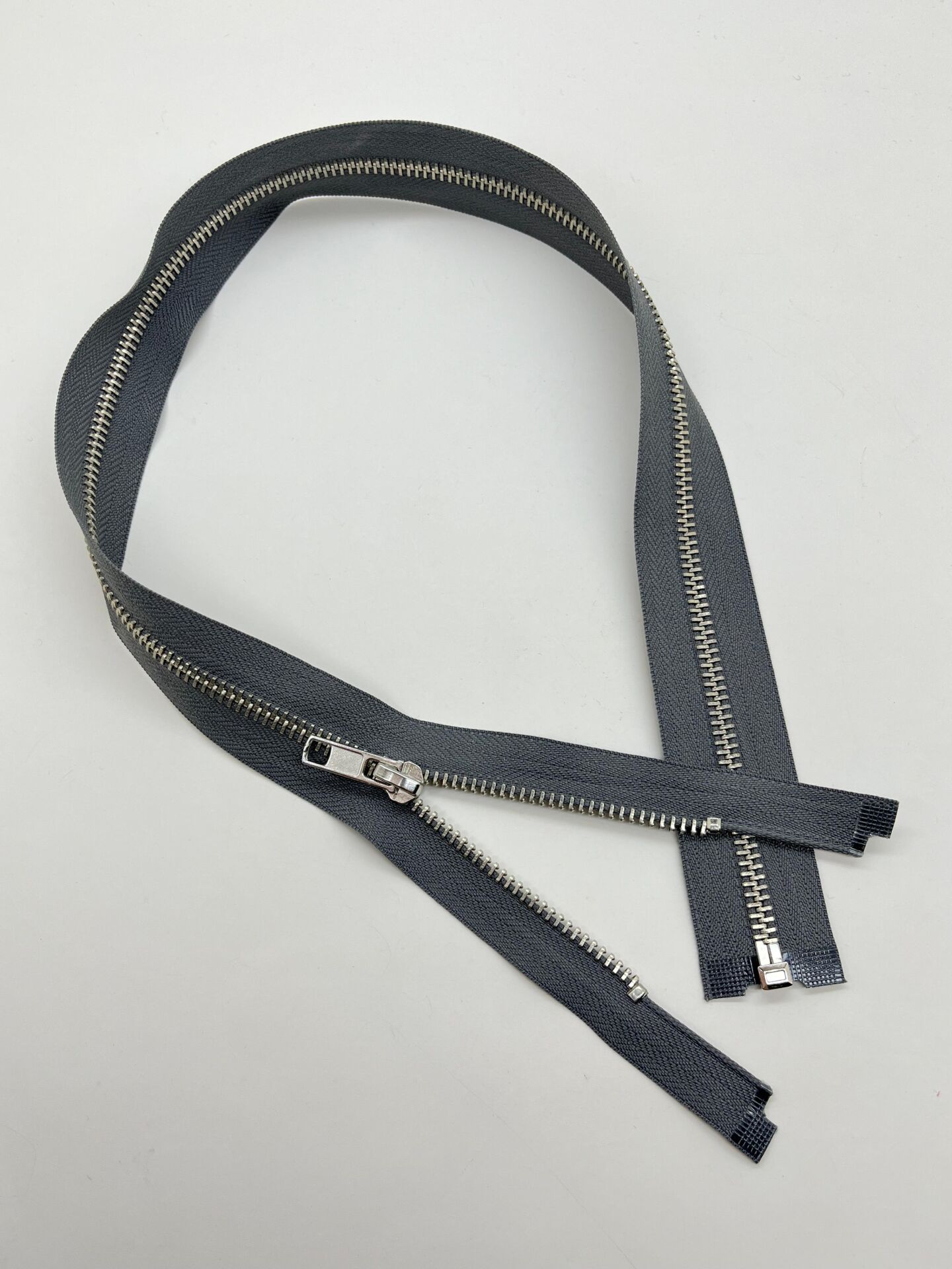 METAL DİŞLİ FERMUAR 60 cm