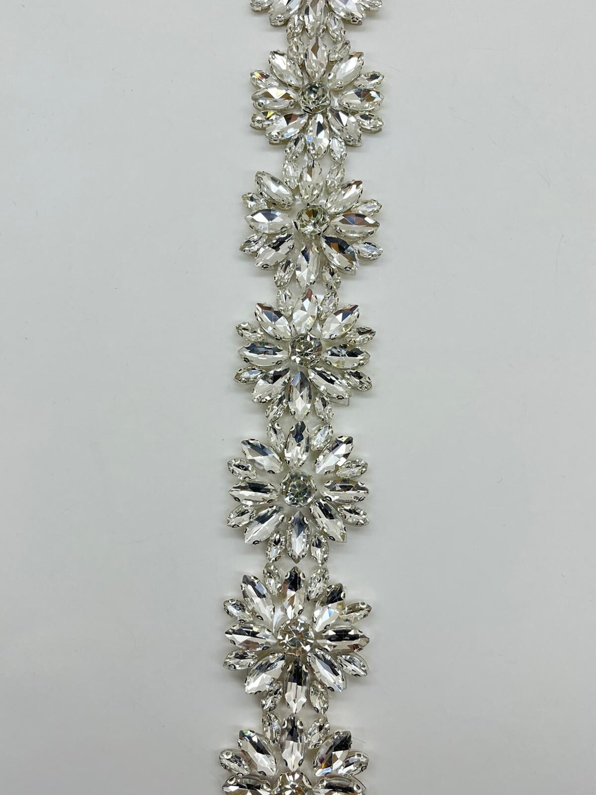 TAŞLI YAPIŞKANLI ŞERİT