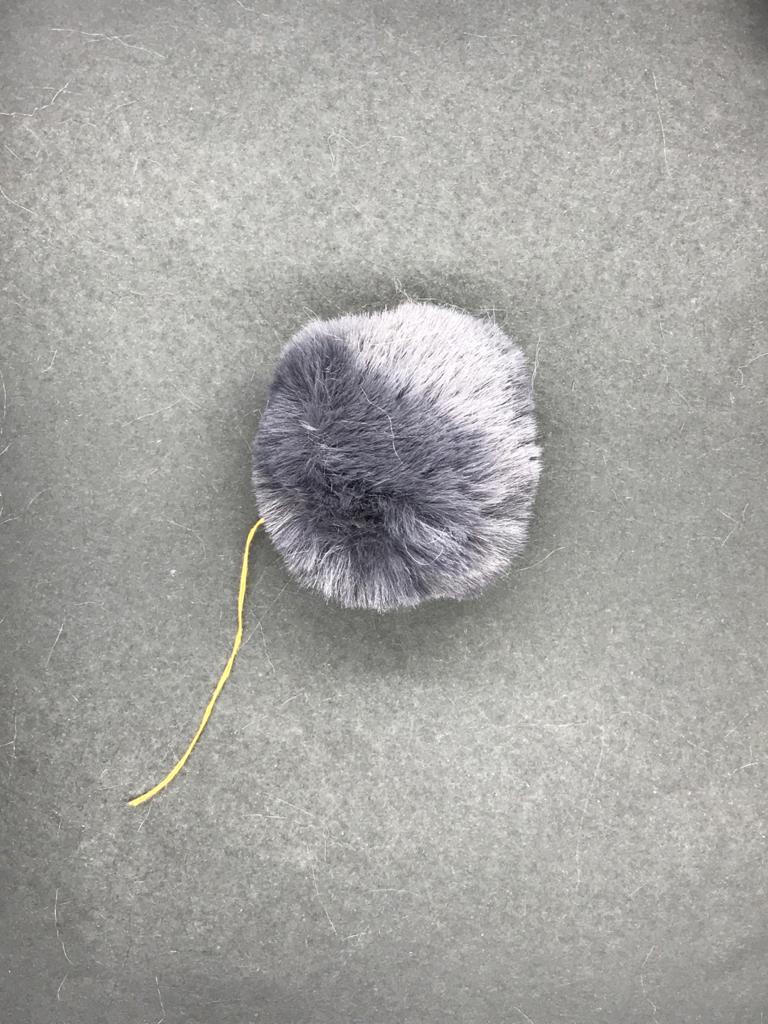 DEKORATİF TAVŞAN PONPON GRİ