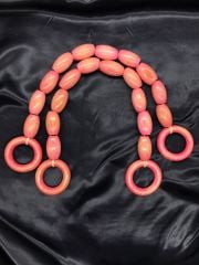 AHŞAP BONCUKLU ÇANTA SAPI PEMBE