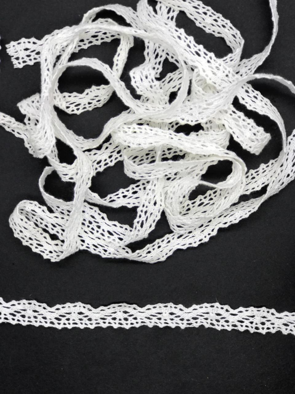 BEYAZ KOPANAKİ DANTEL (1,5 cm)